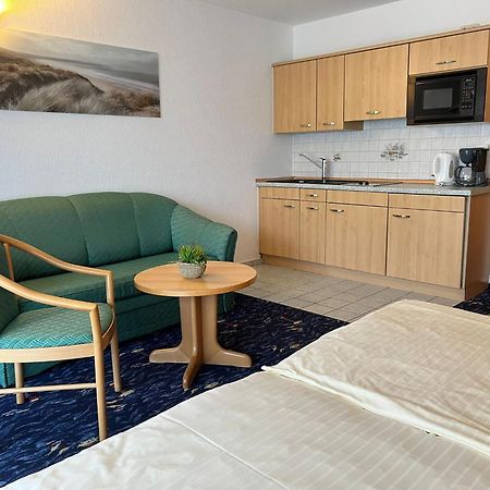 Aparthotel Leuchtfeuer Ruegen 글로페 외부 사진