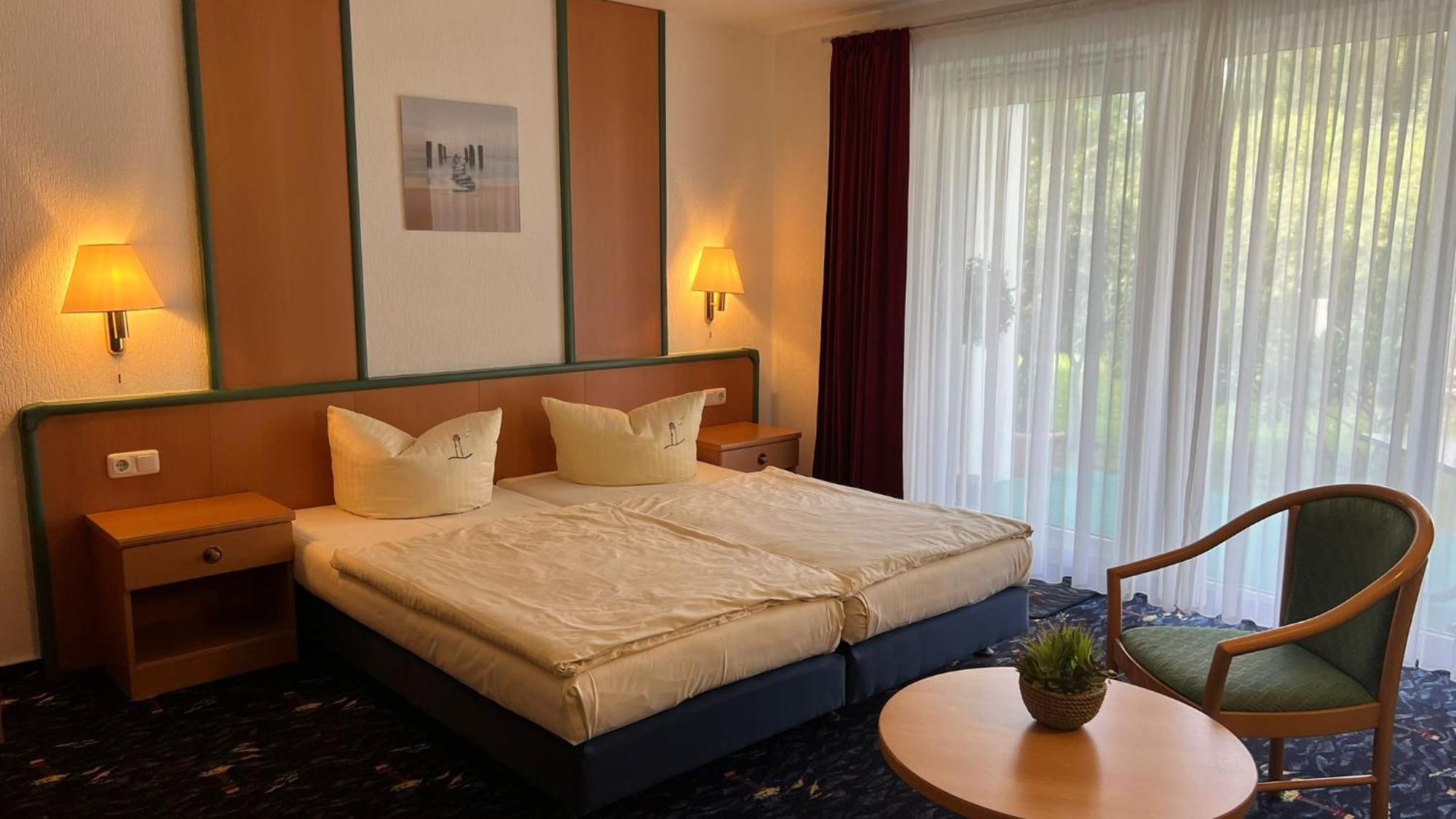 Aparthotel Leuchtfeuer Ruegen 글로페 외부 사진