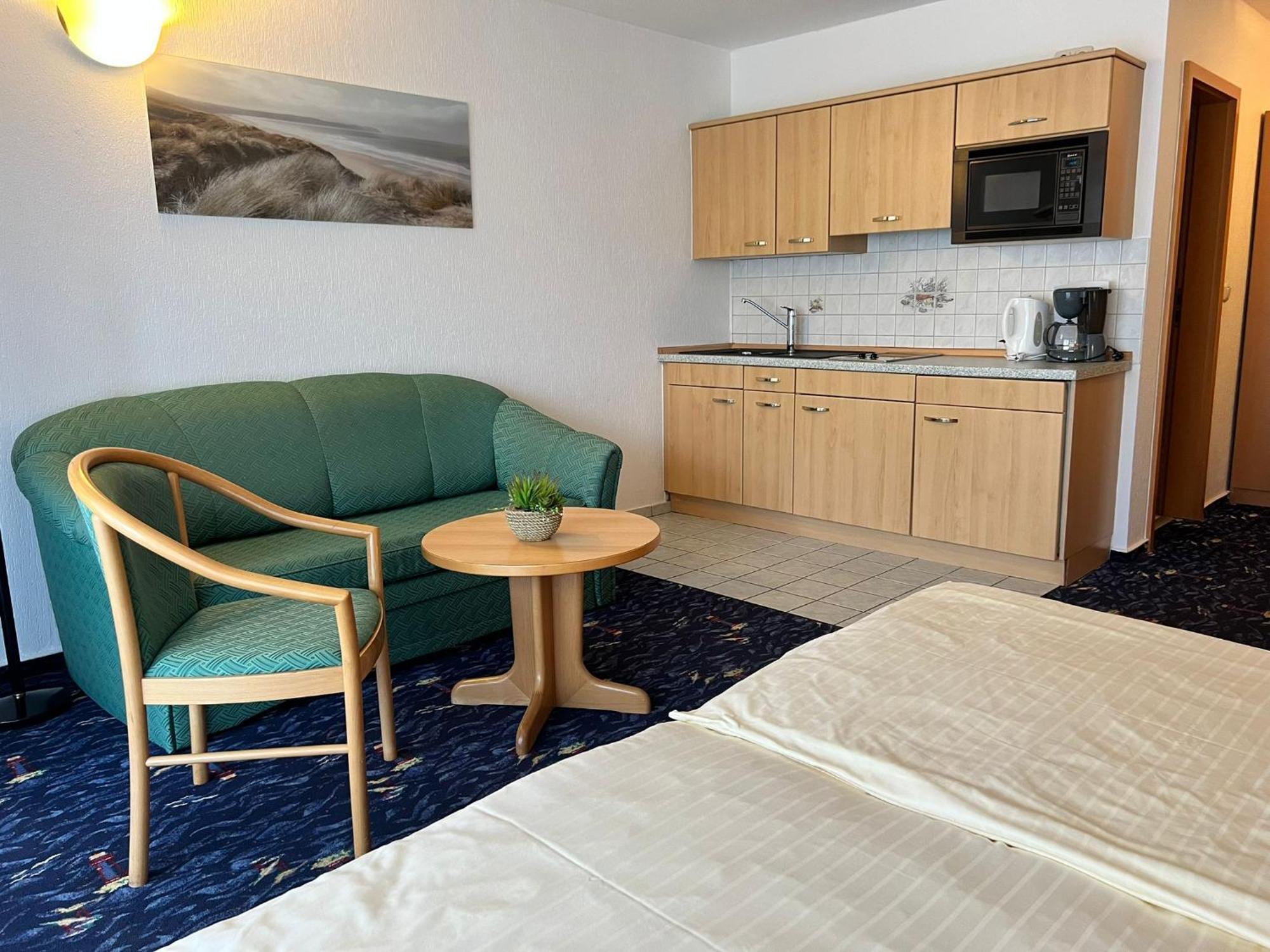 Aparthotel Leuchtfeuer Ruegen 글로페 외부 사진