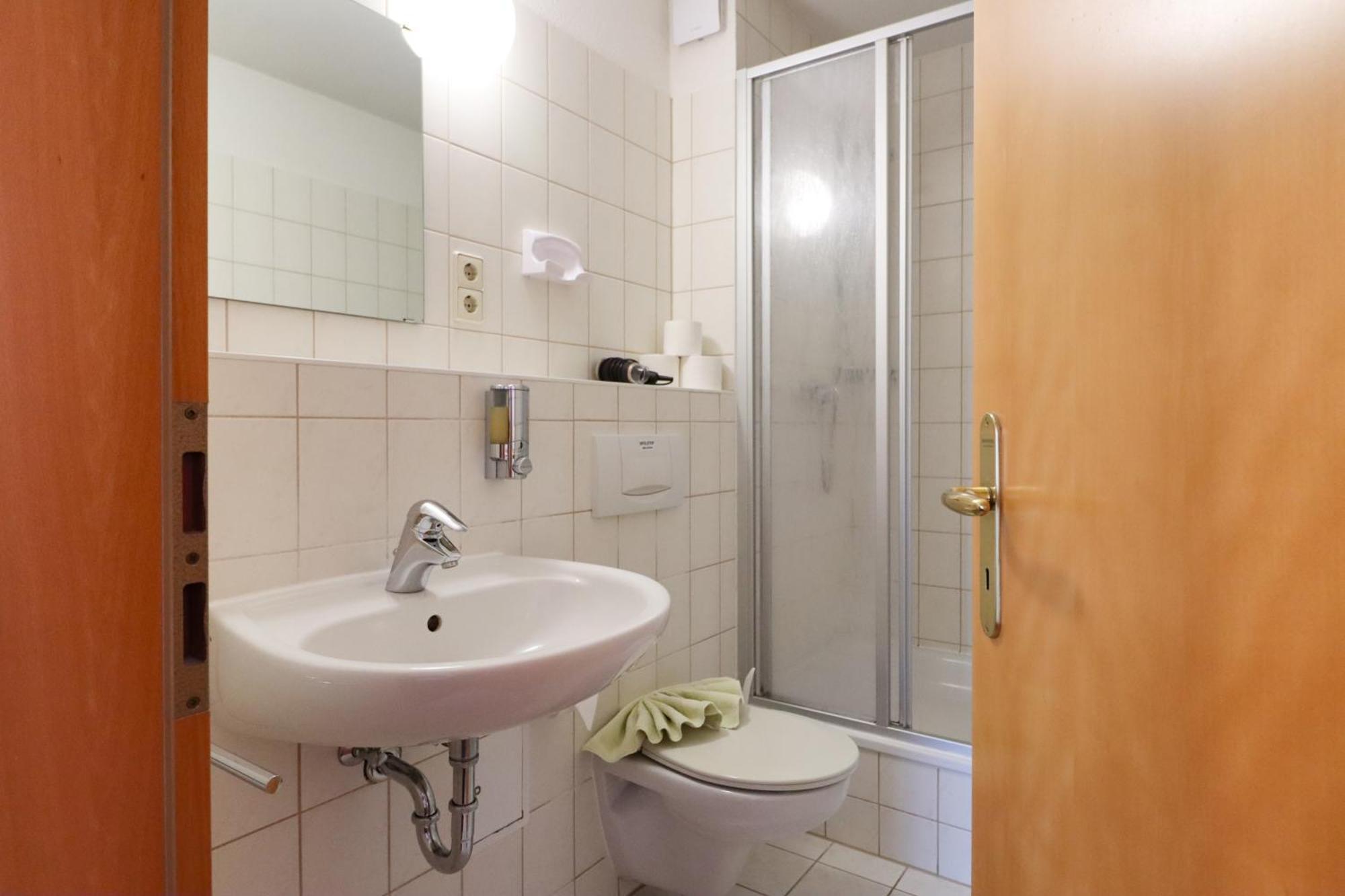 Aparthotel Leuchtfeuer Ruegen 글로페 객실 사진