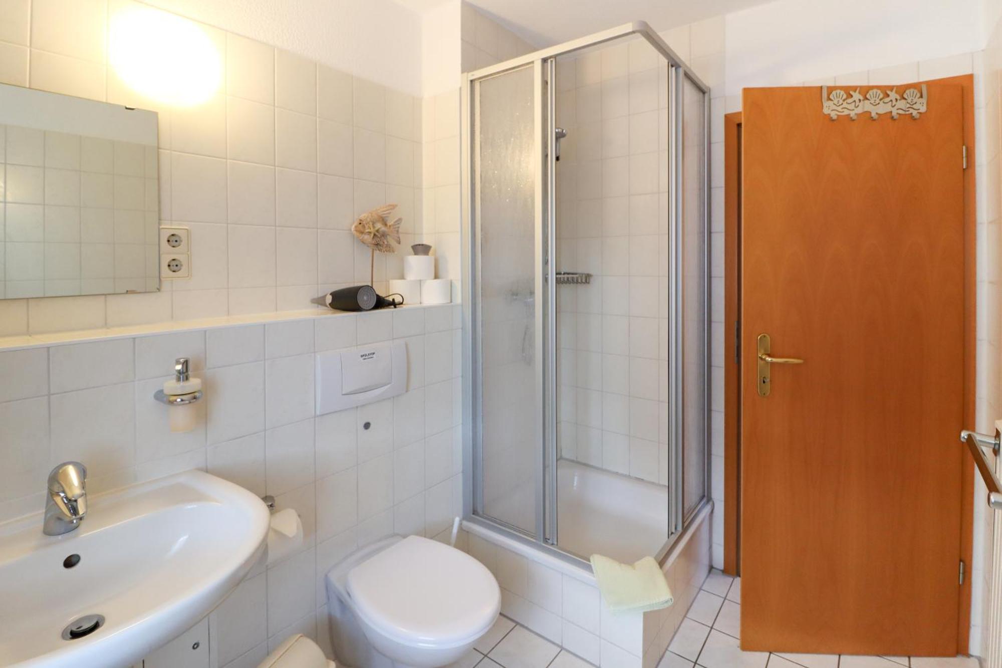 Aparthotel Leuchtfeuer Ruegen 글로페 객실 사진